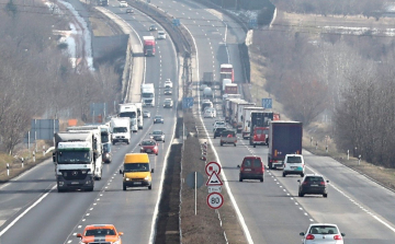 Munkálatok miatt hétfőtől lezárások lesznek az M1-esen, az M3-ason és az M7-esen