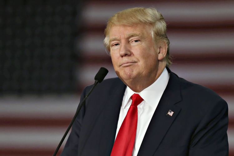 Donald Trump Iránt okolja az Ománi-öbölben történt incidensért