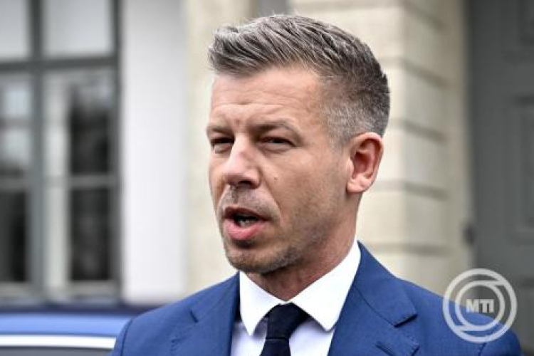 Magyar Péter: bizottság vizsgálja majd az 1988 és 2000 közötti privatizációt