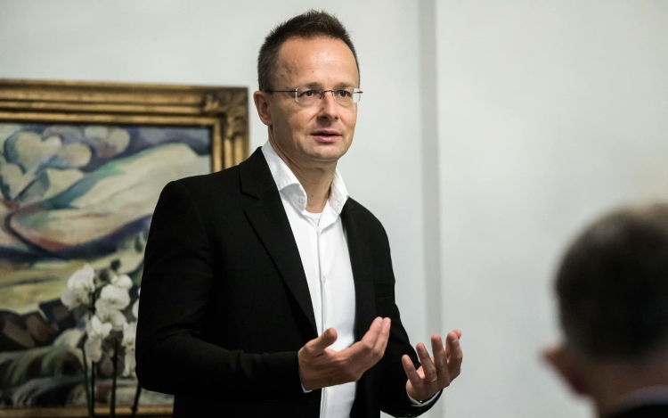 Szijjártó Péter: több magyar vállalat is regionális éllovassá nőtte ki magát a kulcsiparágakban