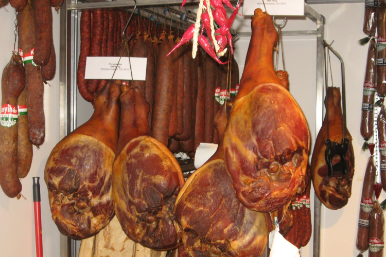 Korai halált okozhat a feldolgozott húsok gyakori fogyasztása