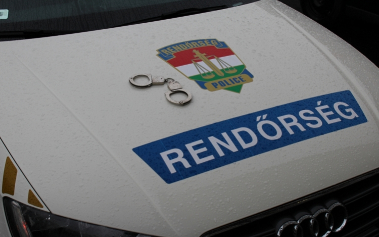 Félre akarta vezetni a rendőröket
