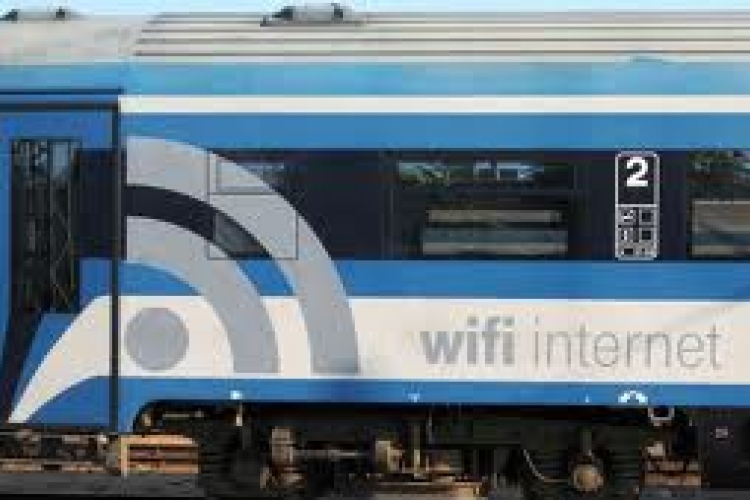 A vonatok után vasútállomásokon is lesz ingyenes wifi
