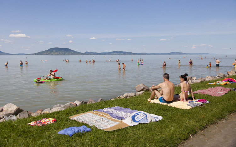 Nyolc új viharjelző állomást létesült a Balatonnál