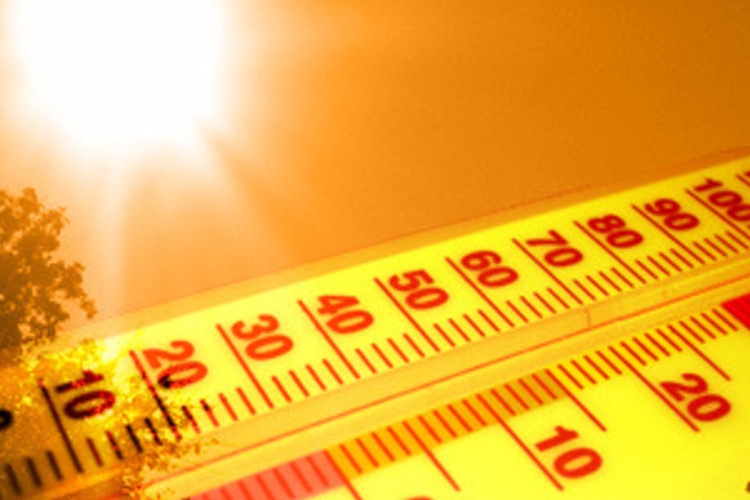 Hőség - Vasárnapra az egész országra figyelmeztetéseket adott ki a meteorológia