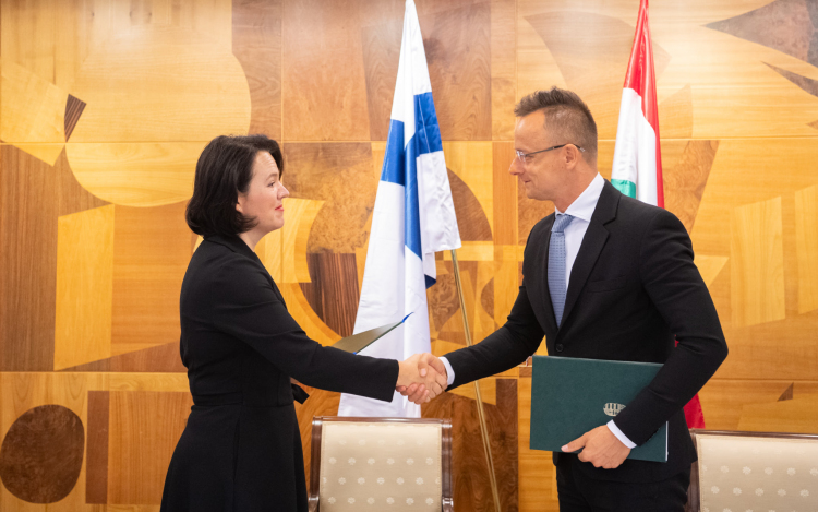 Magyarország és Finnország űripari együttműködésről állapodott meg