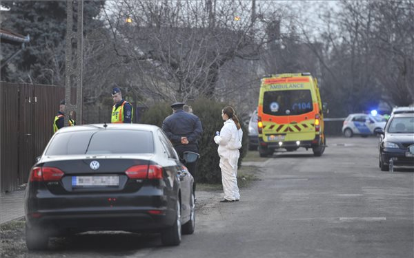 Egy rendőrnő megölte gyermekét, majd végzett magával