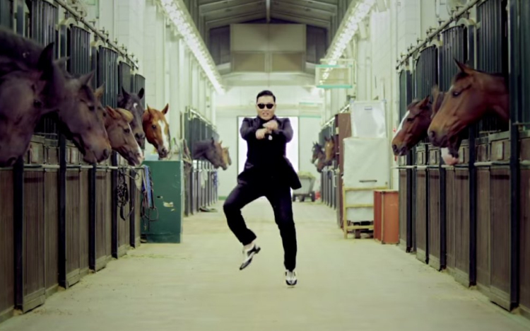 Wiz Khalifa letaszította YouTube-trónjáról a Gangnam Style-t